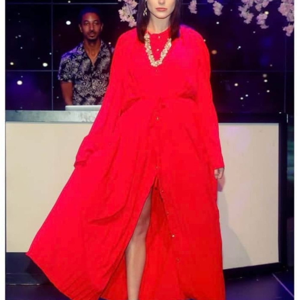 Elegant Red Maxi Dress